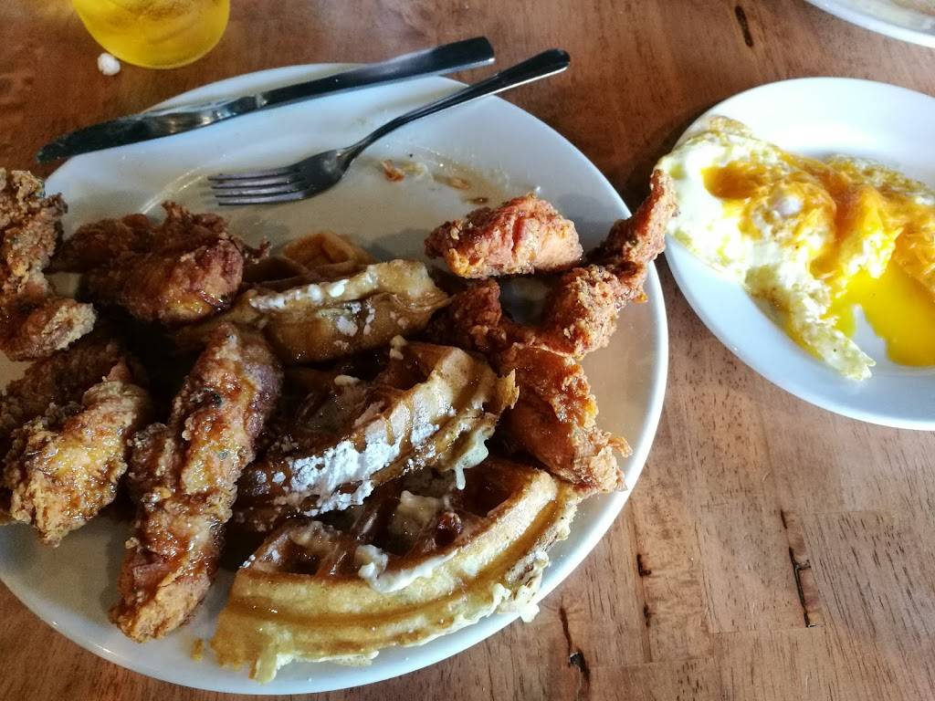 Yoolks On Us | restaurant | 3507, 515 Washington St, Portsmouth, VA 23704, USA | 7573923992 OR +1 757-392-3992