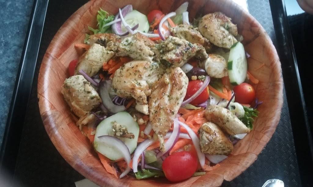 Oakland House of Pizza | restaurant | 16 Water St, Oakland, ME 04963, USA | 2074652729 OR +1 207-465-2729