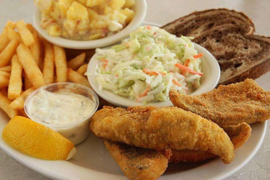 Solbergs Greenleaf Sports Bar & Grill | restaurant | 1340 Carpenter Ave, Iron Mountain, MI 49801, USA | 9067744600 OR +1 906-774-4600