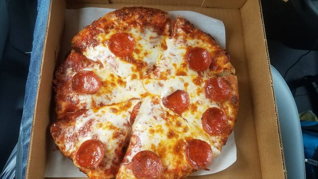 Bobs Pizza & Drive Thru | restaurant | 1539 OH-44, Randolph, OH 44265, USA | 3303251873 OR +1 330-325-1873