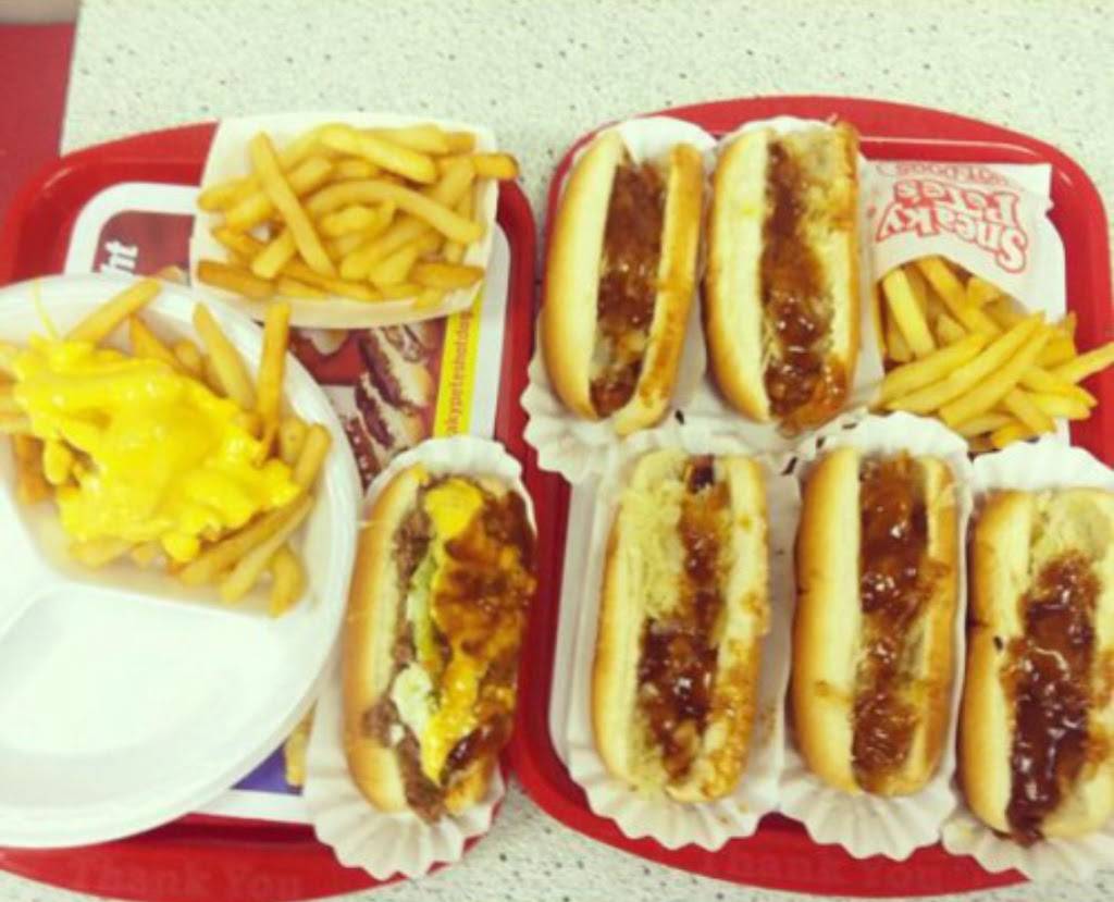 Sneaky Petes | restaurant | 5036 Ford Pkwy, Bessemer, AL 35022, USA | 2054266080 OR +1 205-426-6080