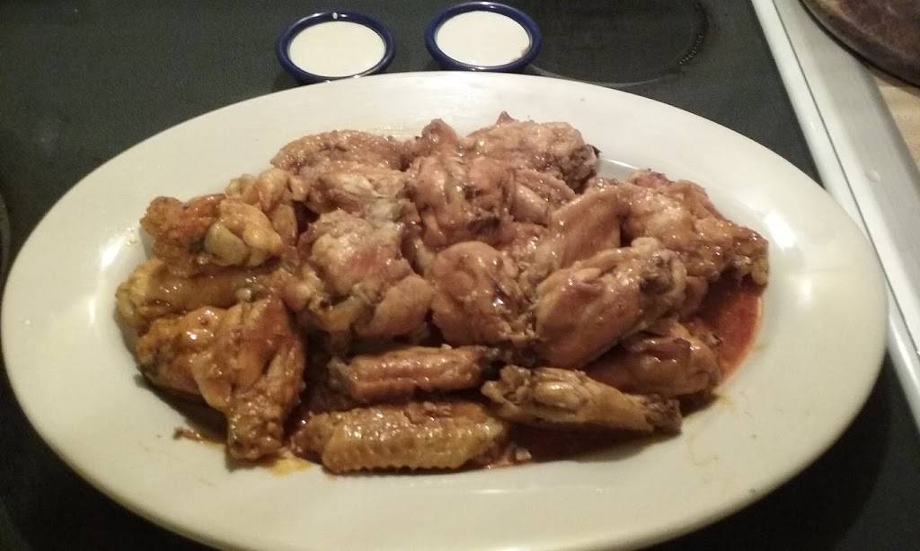 Gatas Sports Bar & Grille | night club | 811 Elma G Miles Pkwy, Hinesville, GA 31313, USA | 9123689464 OR +1 912-368-9464