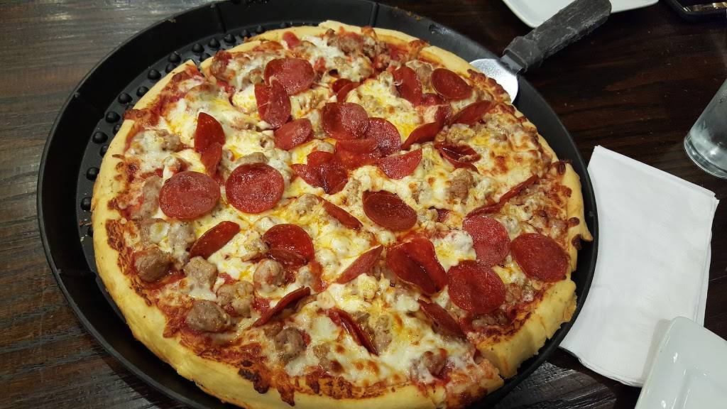 Home Run Inn Pizza | meal delivery | 10900 S Western Ave, Chicago, IL 60643, USA | 7734329696 OR +1 773-432-9696