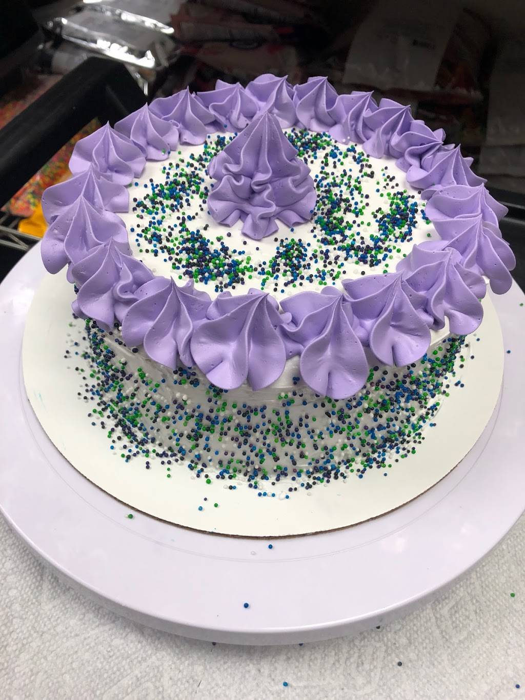 Menchies Frozen Yogurt | bakery | 1830 NE Pine Island Rd Ste 140, Cape Coral, FL 33909, USA | 2395739951 OR +1 239-573-9951