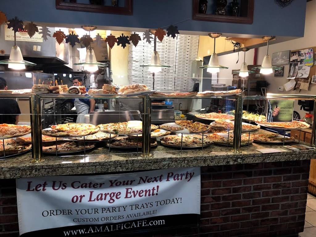 Amalfi Pizza | restaurant | 208 Suburban Dr, Newark, DE 19711, USA | 3027385950 OR +1 302-738-5950