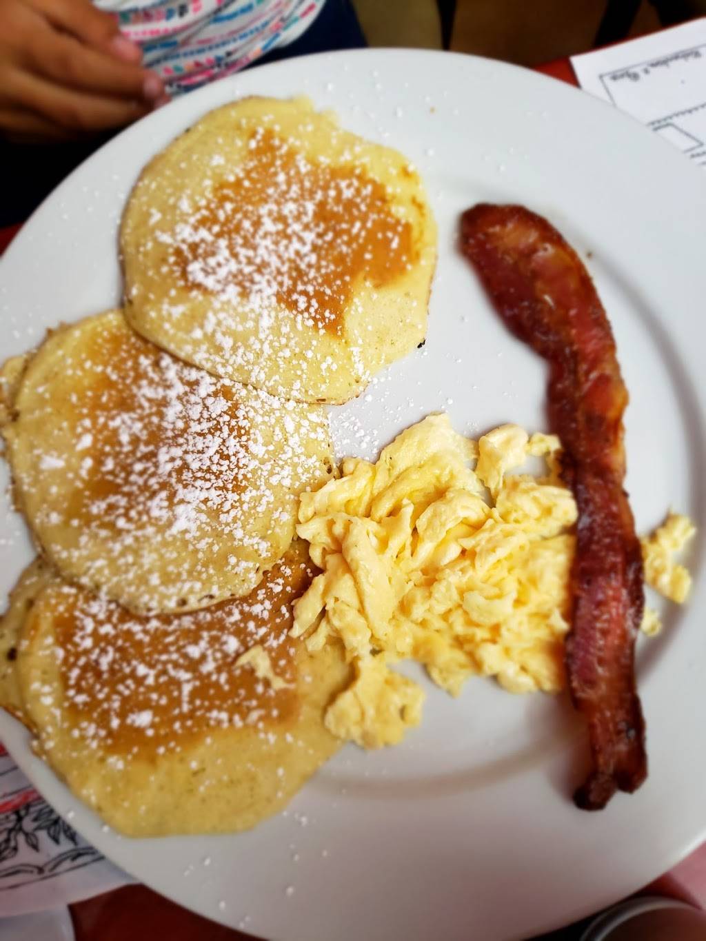 Fat Cat Pancake House Rosarito | bakery | Carr. Transpeninsular 235, Playa Encantada, 22713 Rosarito, B.C., Mexico | 016611201134 OR +52 661 120 1134