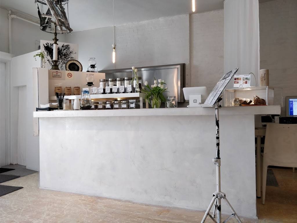 MIRROR tea house | meal takeaway | 575 Union St, Brooklyn, NY 11215, USA | 9179090577 OR +1 917-909-0577