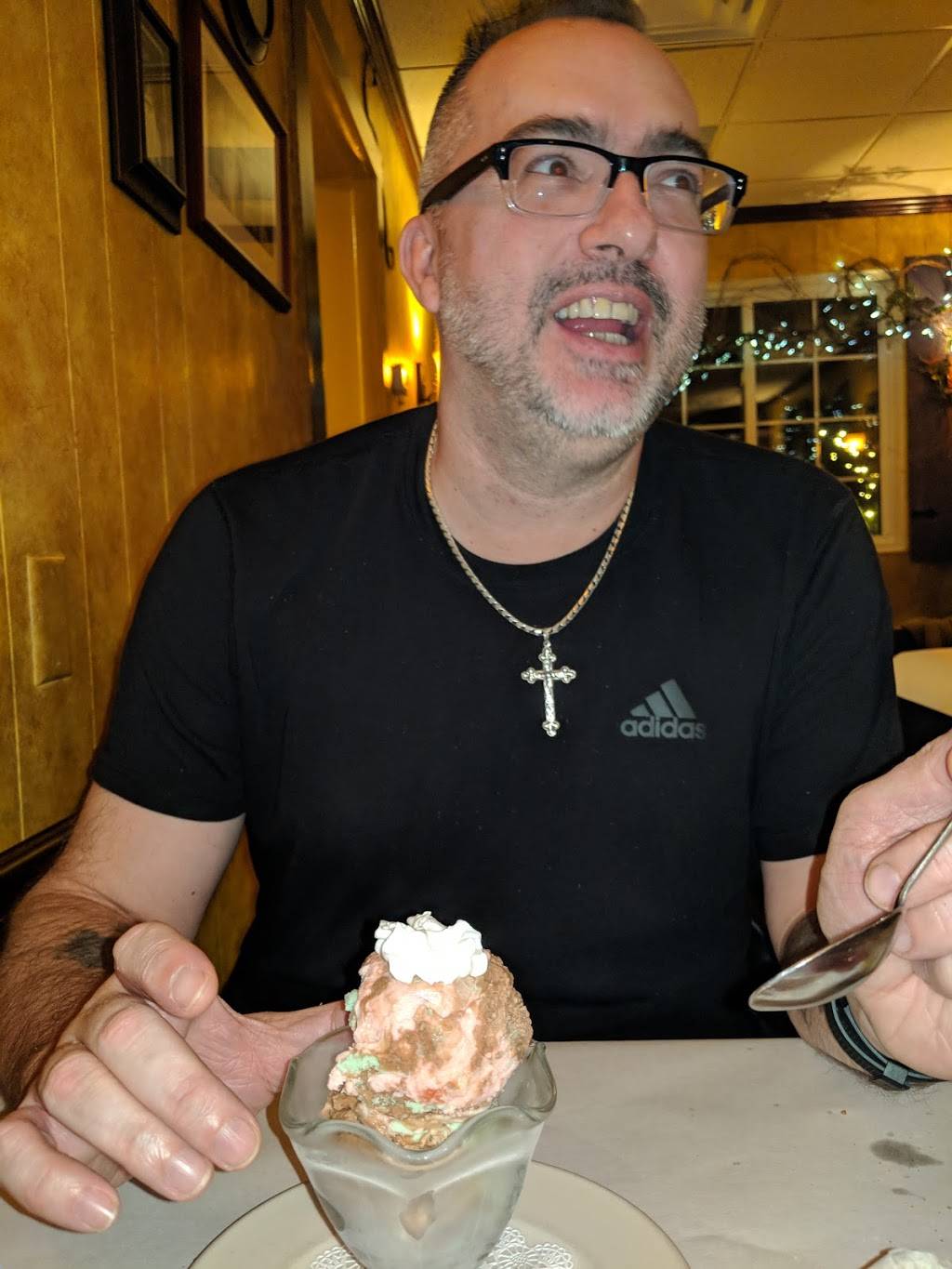 Paesanos Pasta House | restaurant | 308 S Campus Ave, Oxford, OH 45056, USA | 5135249100 OR +1 513-524-9100