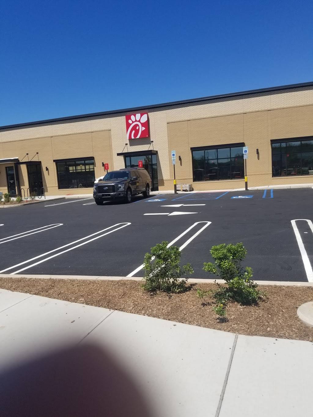 Chick-fil-A | restaurant | 1640 US-22, Watchung, NJ 07069, USA | 9085610530 OR +1 908-561-0530