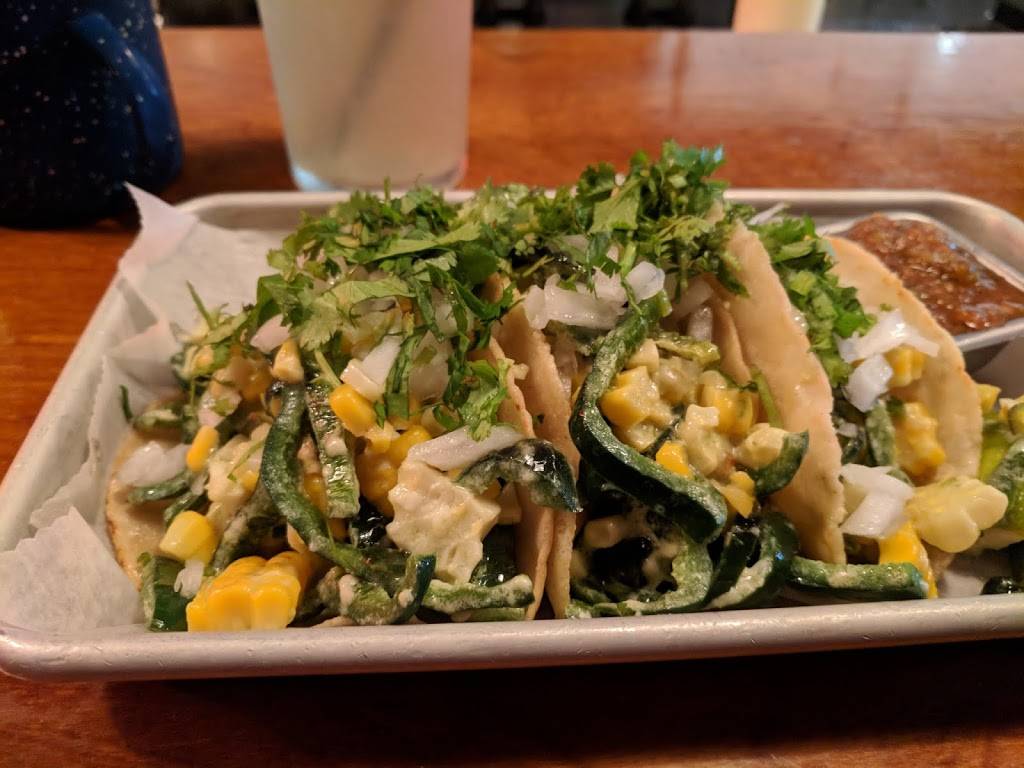 Gordos Cantina | restaurant | 24-11 Bridge Plaza N, Long Island City, NY 11101, USA | 9179479208 OR +1 917-947-9208