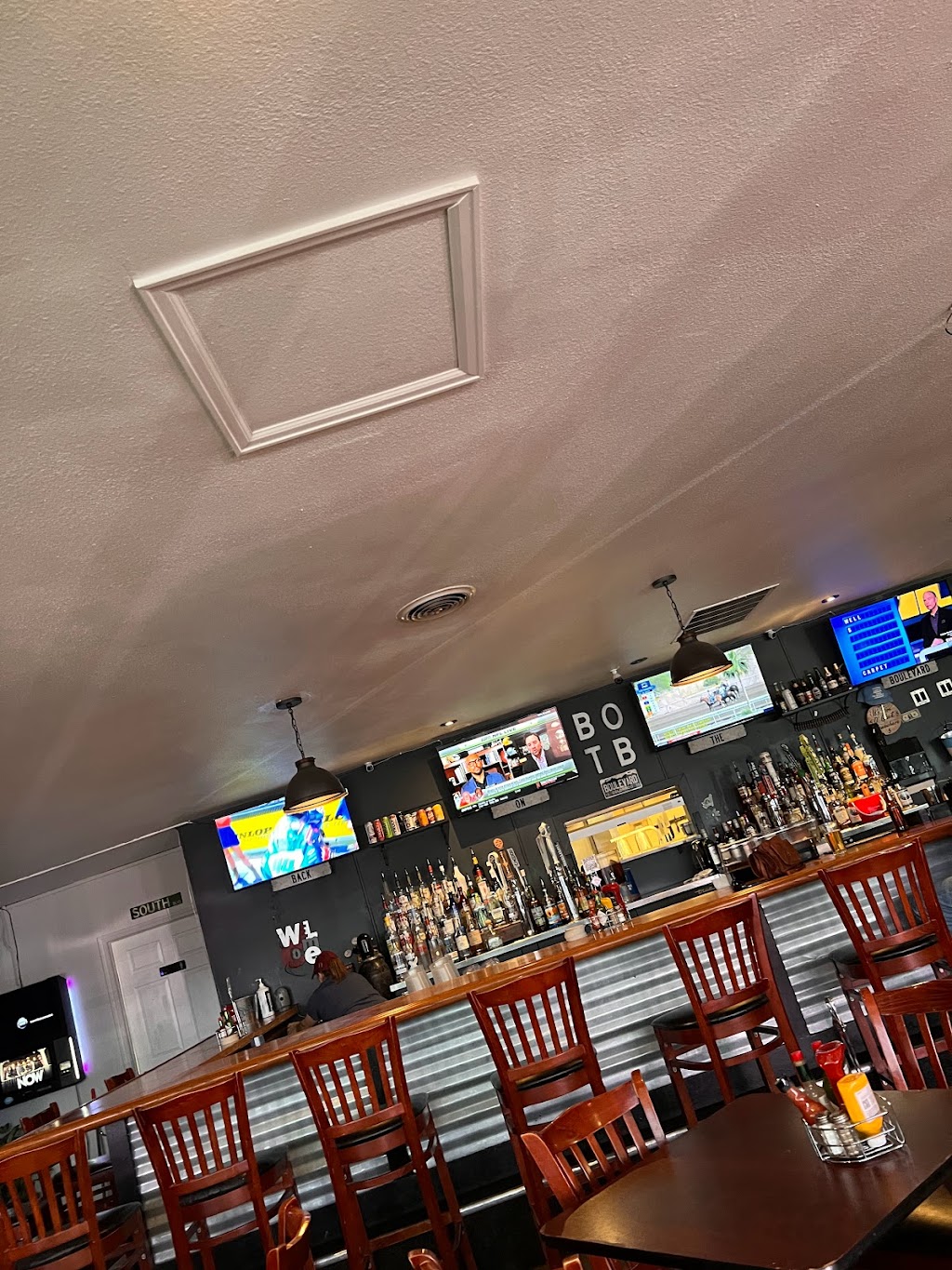 Back on the Boulevard | meal takeaway | 2855 N Murray Blvd, Colorado Springs, CO 80917, USA | 7193589717 OR +1 719-358-9717