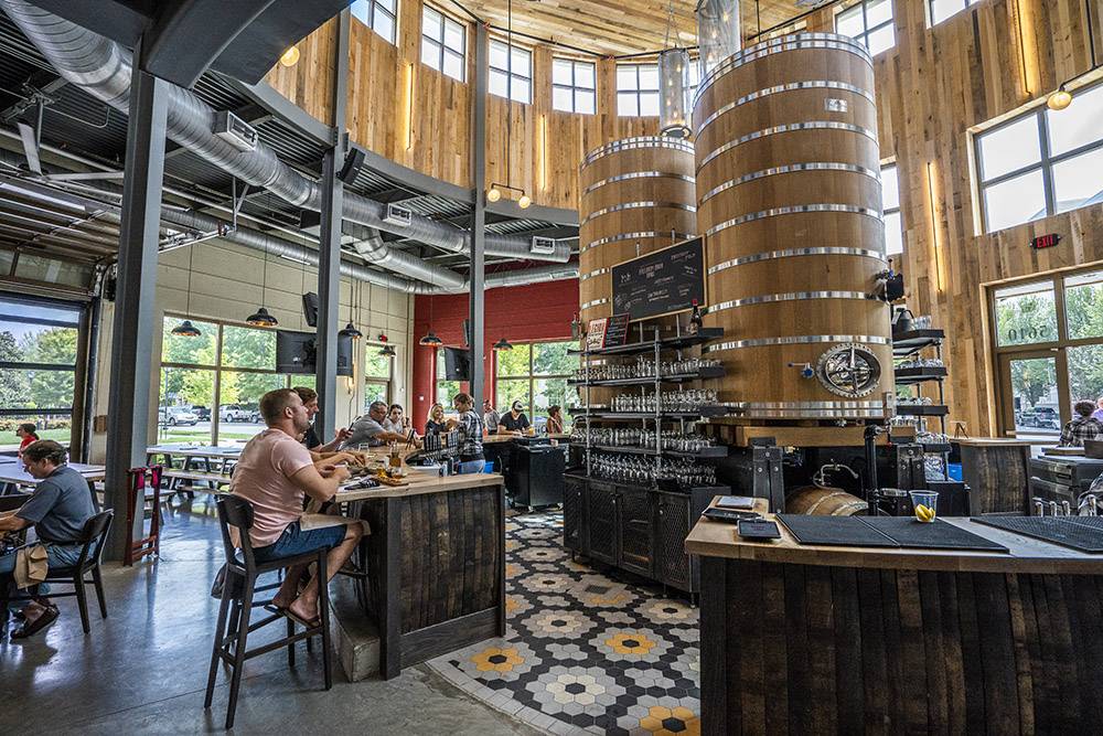 Legion Brewing South Park | restaurant | 5610 Carnegie Blvd, Charlotte, NC 28209, USA | 84446756832 OR +1 844-467-5683 ext. 2