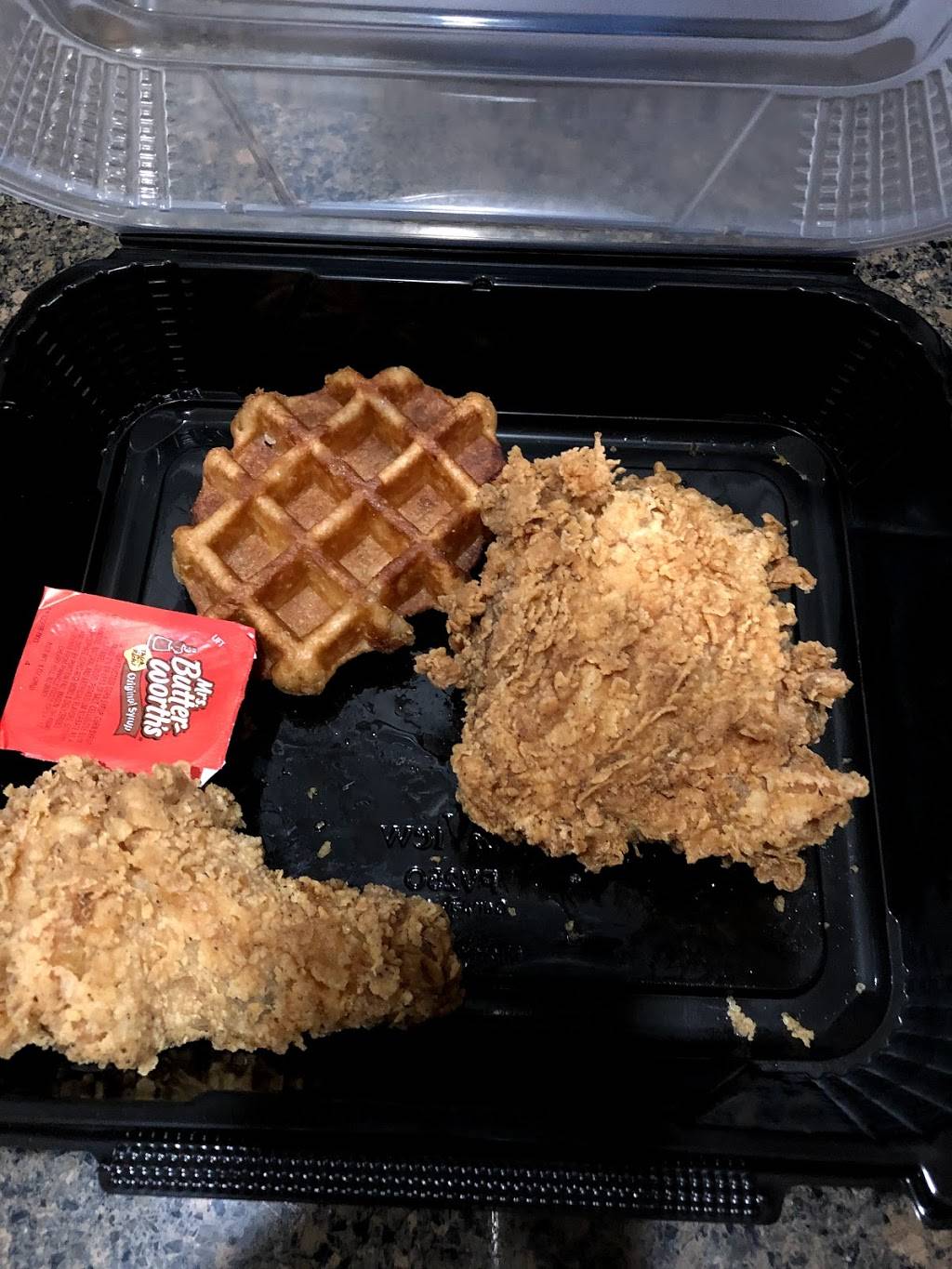 KFC | restaurant | 114 FM 517 Rd E W, Dickinson, TX 77539, USA | 2813373594 OR +1 281-337-3594