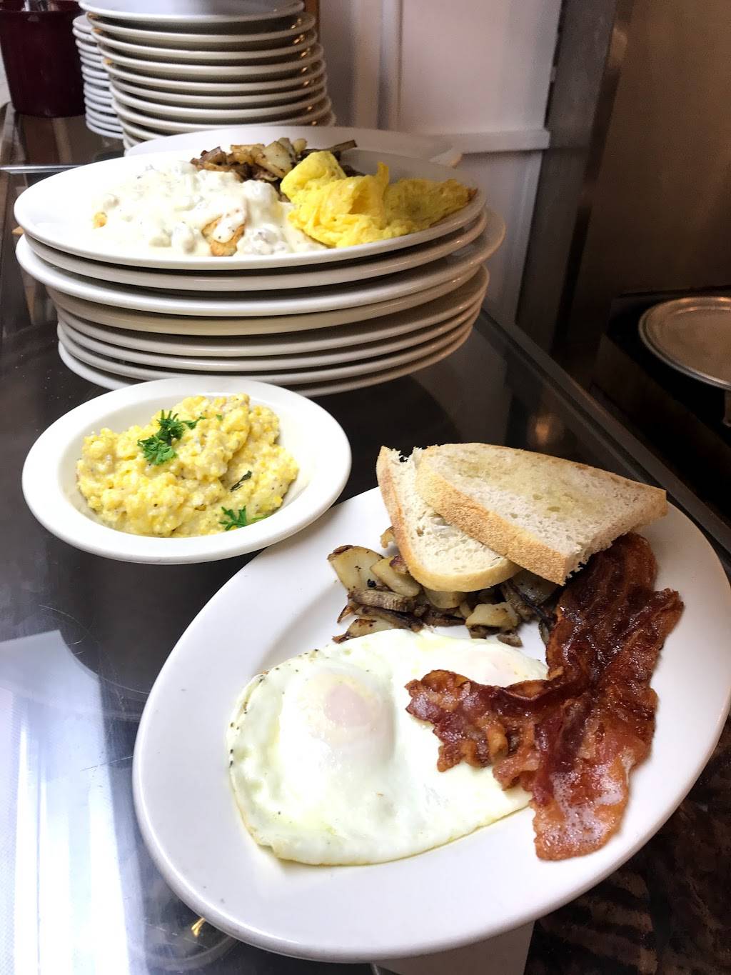 Edinburg Mill Restaurant | restaurant | P.O. Box 178, 214 South Main Street, Edinburg, VA 22824, USA | 5409848898 OR +1 540-984-8898