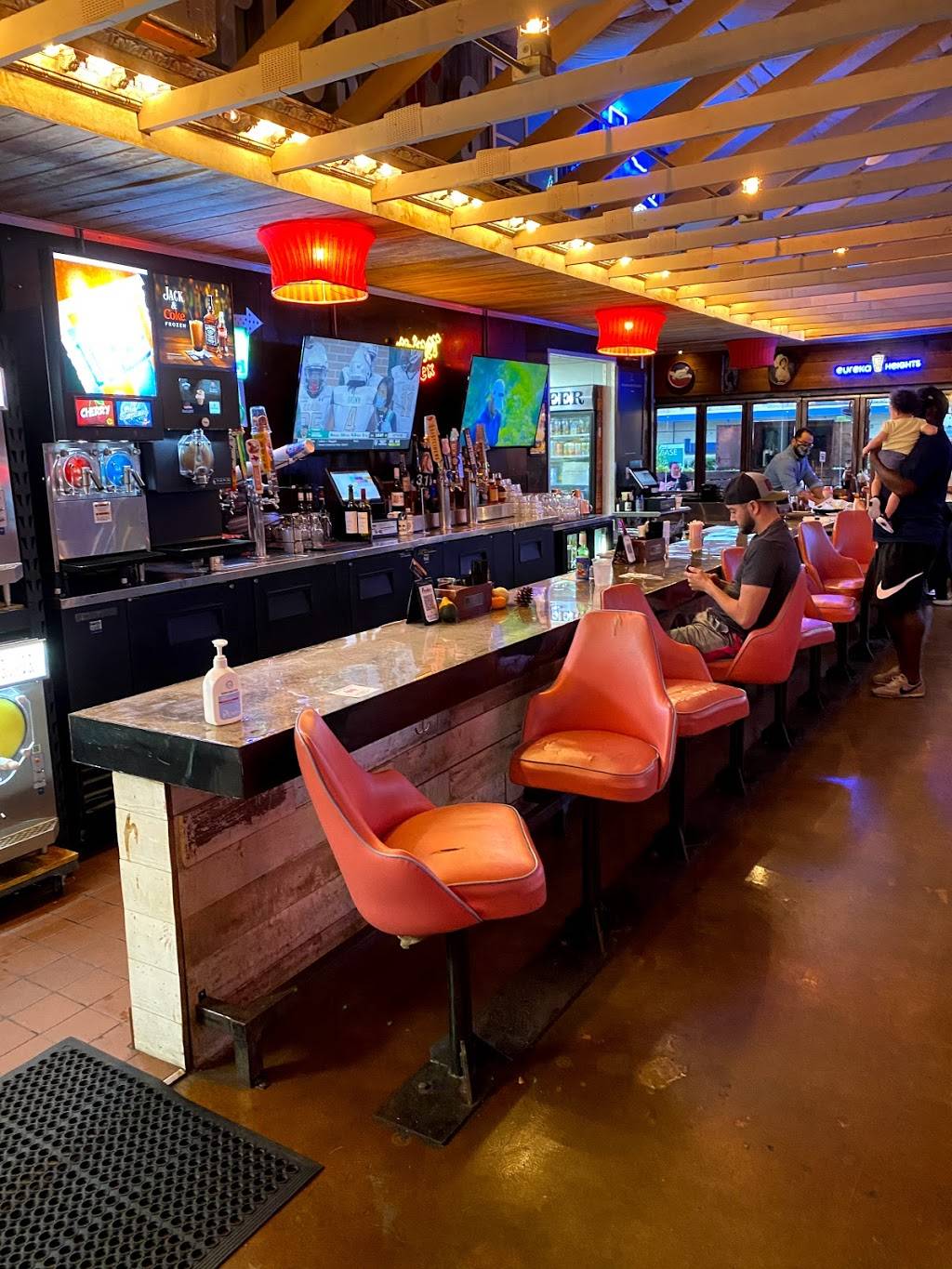 Preslees | restaurant | 1430 W 19th St, Houston, TX 77008, USA | 7133606439 OR +1 713-360-6439