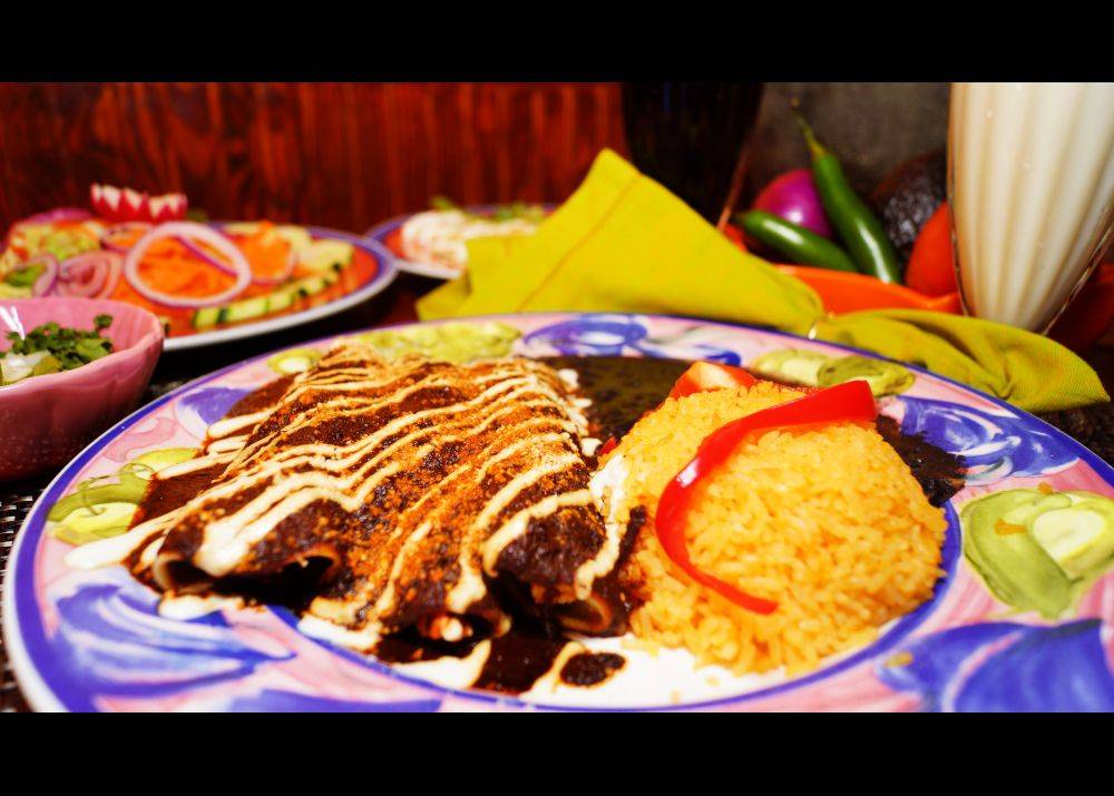 Mi Casita | restaurant | 1484 Amsterdam Ave, New York, NY 10031, USA | 2122343331 OR +1 212-234-3331