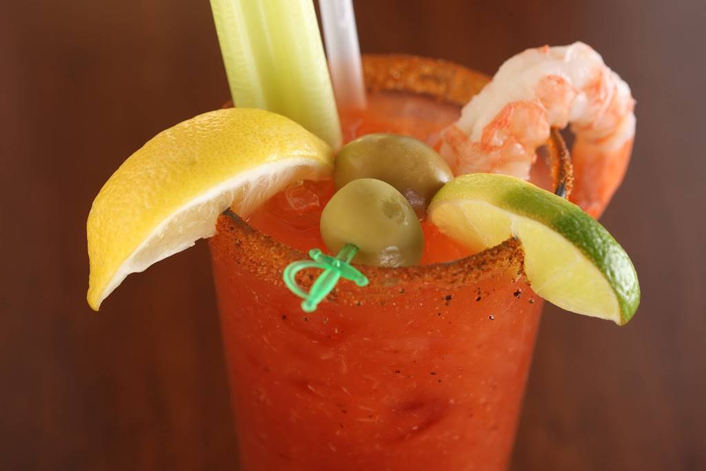 Chesapeake Inn Restaurant & Marina | restaurant | 605 2nd St, Chesapeake City, MD 21915, USA | 4108852040 OR +1 410-885-2040