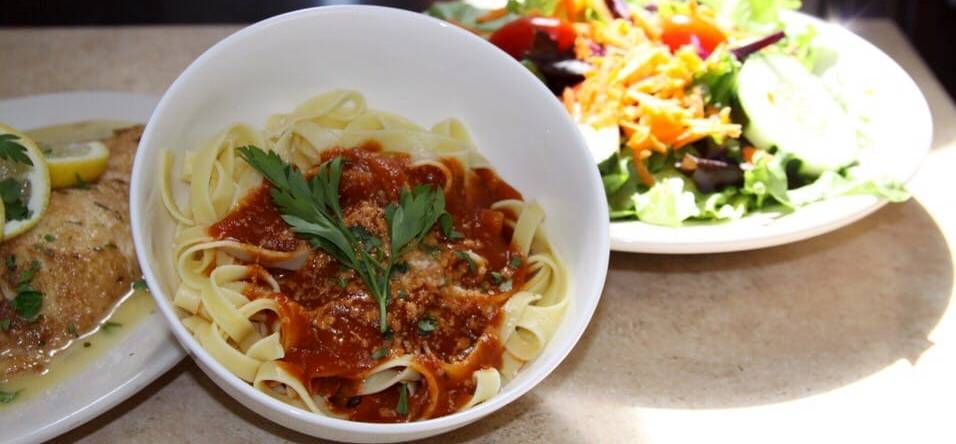 Crown Pizza | restaurant | 5663 Main St, Trumbull, CT 06611, USA | 2032683700 OR +1 203-268-3700