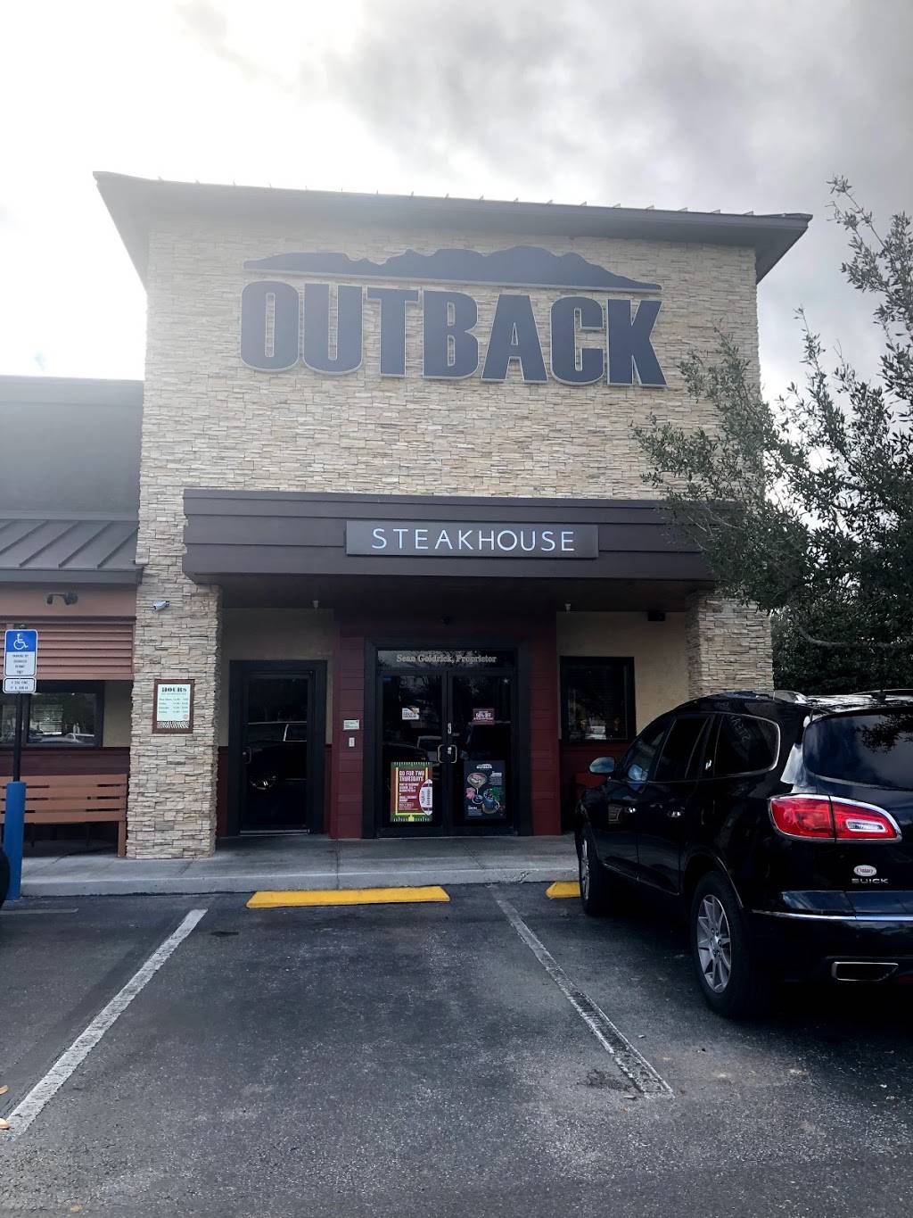 Outback Steakhouse | restaurant | 10860 FL-54, Trinity, FL 34655, USA | 7273765100 OR +1 727-376-5100