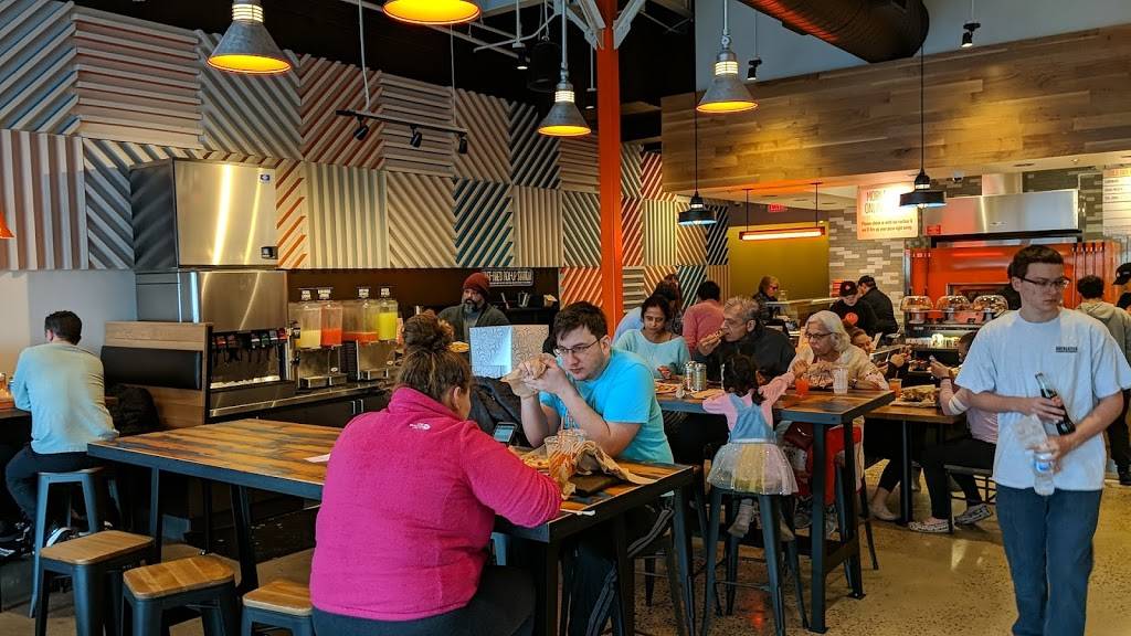 Blaze Pizza | meal takeaway | 15 U.S. 9, Manalapan Township, NJ 07726, USA | 7327861822 OR +1 732-786-1822