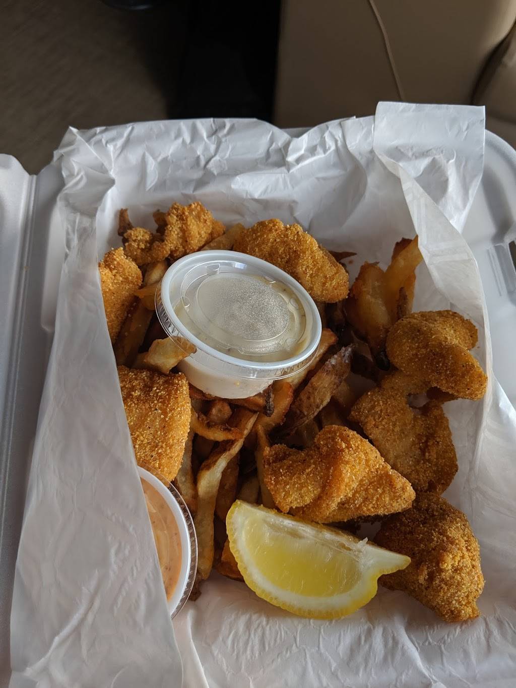 JJs Grill on the Lake | restaurant | 1 Prairie Creek Marina Dr, Rogers, AR 72756, USA | 4799257280 OR +1 479-925-7280