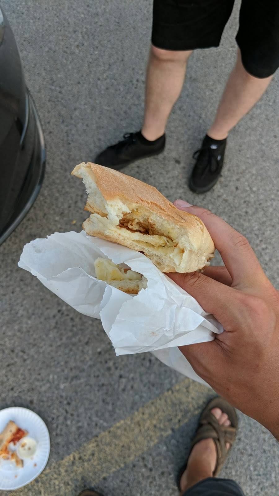 Victorias Pizza | restaurant | 259 Grange Rd, Guelph, ON N1E 6R5, Canada | 5198211000 OR +1 519-821-1000