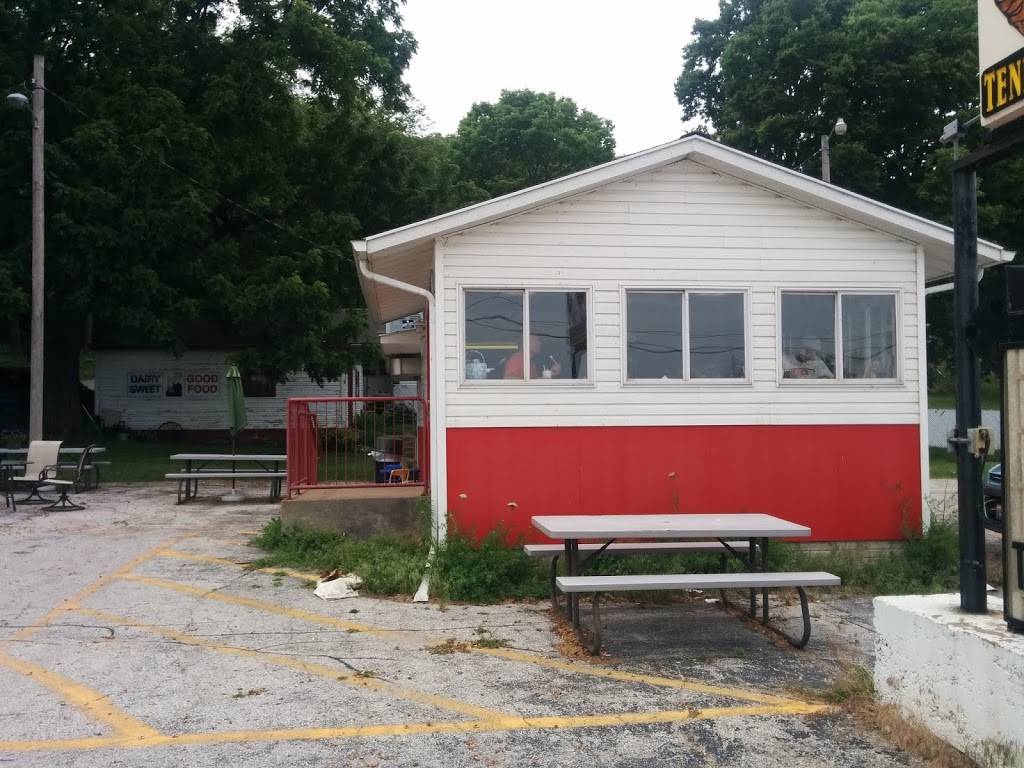 Big Daves & Hollys | restaurant | 1204 N Cody Rd, Le Claire, IA 52753, USA | 5632894070 OR +1 563-289-4070