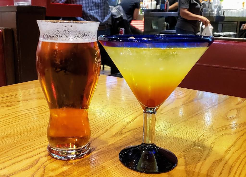 Chilis Grill & Bar | restaurant | Terminal D, Las Vegas, NV 89119, USA | 7578250348 OR +1 757-825-0348