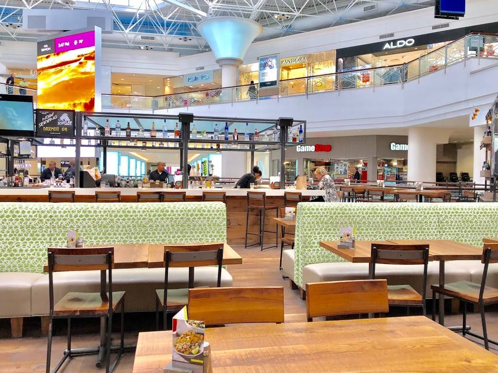 California Pizza Kitchen at Lenox | restaurant | 3393 Peachtree Rd NE, Atlanta, GA 30326, USA | 4042629221 OR +1 404-262-9221