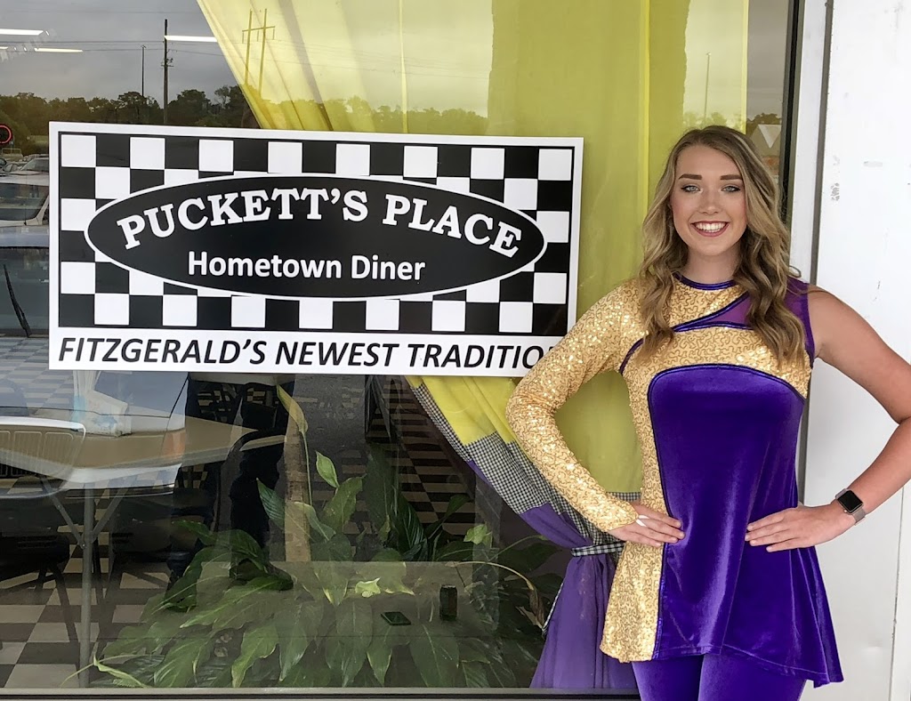 Pucketts Place | restaurant | 116 Benjamin H Hill Dr W #10, Fitzgerald, GA 31750, USA | 2294233441 OR +1 229-423-3441