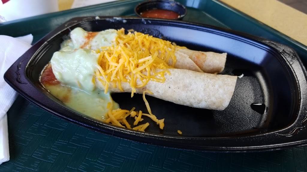 Miguels Jr | restaurant | 1570 W 6th St, Corona, CA 92882, USA | 9512797780 OR +1 951-279-7780