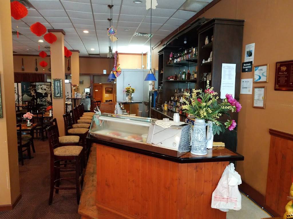 Wok n Roll | restaurant | 15 S Delaware Ave, Mason City, IA 50401, USA | 6414231558 OR +1 641-423-1558