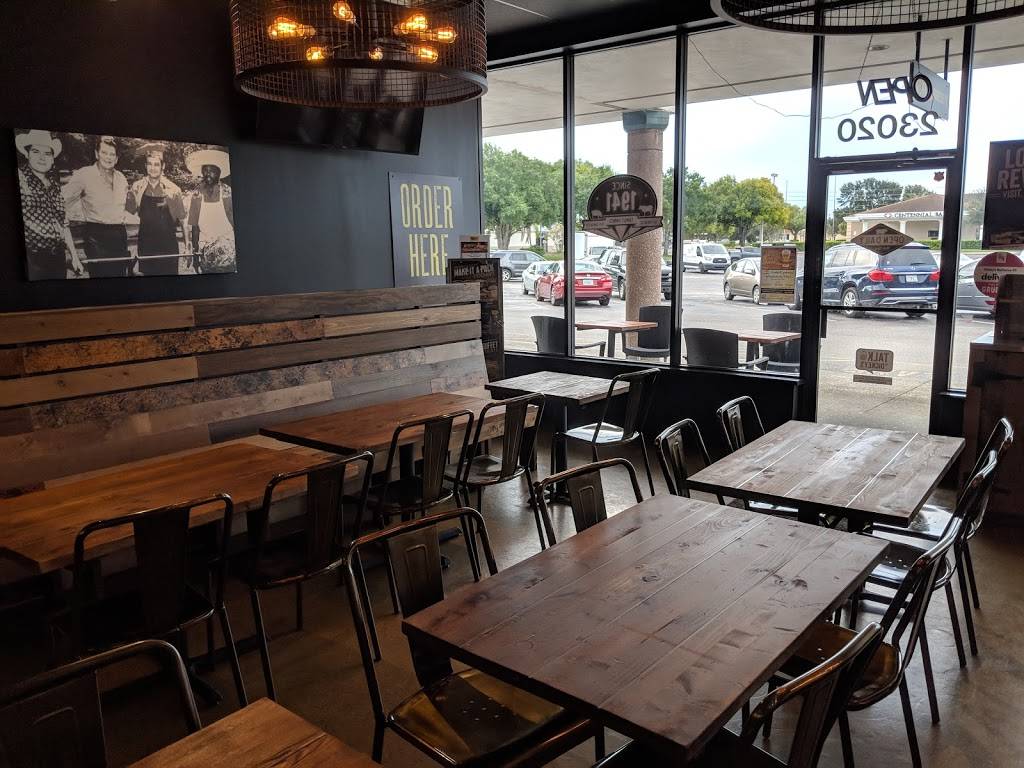 Dickeys Barbecue Pit | restaurant | 23048 FL-54, Lutz, FL 33549, USA | 8134065259 OR +1 813-406-5259