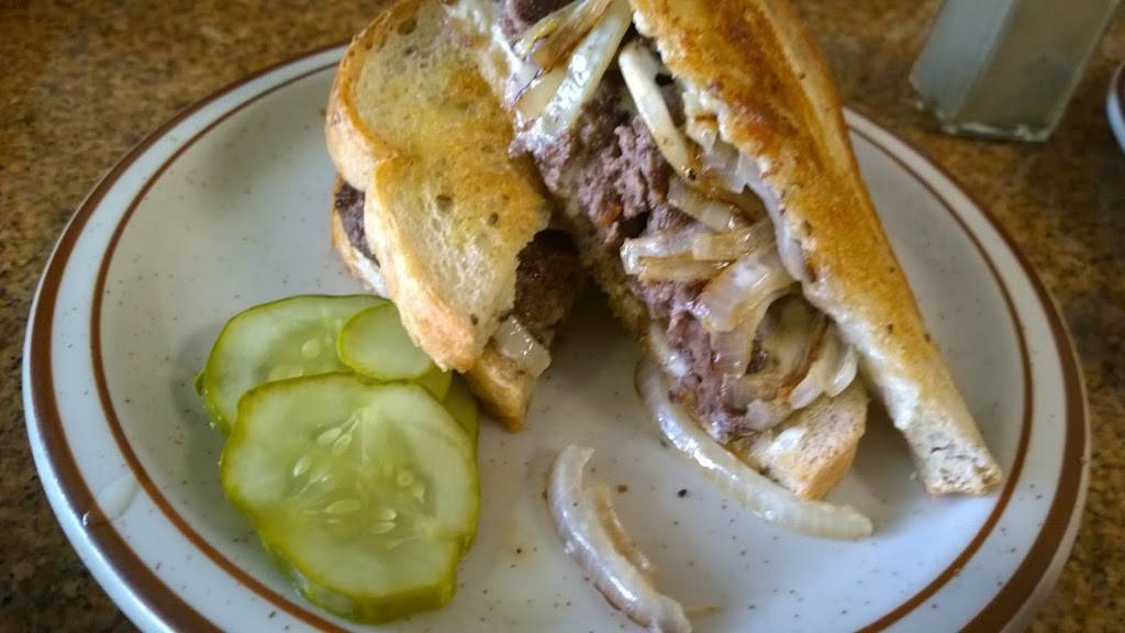 Holiday Grill Coney Island | restaurant | 22926 Michigan Ave, Dearborn, MI 48124, USA | 3137249979 OR +1 313-724-9979