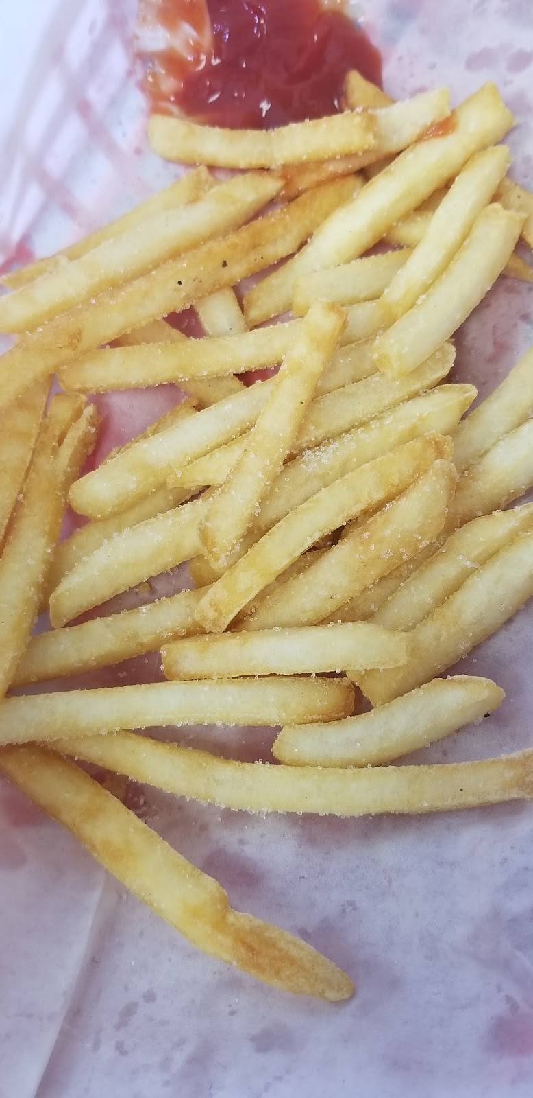 Hungry Boys | restaurant | 811 N Ladd St, Pontiac, IL 61764, USA | 8158441022 OR +1 815-844-1022