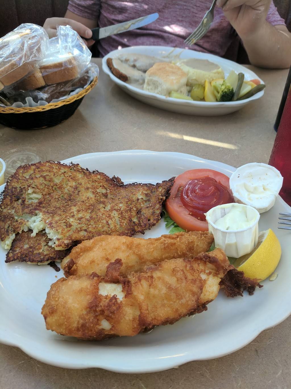 Michaels Kitchen | restaurant | 35481 Groesbeck Hwy, Clinton Twp, MI 48035, USA | 5867918690 OR +1 586-791-8690