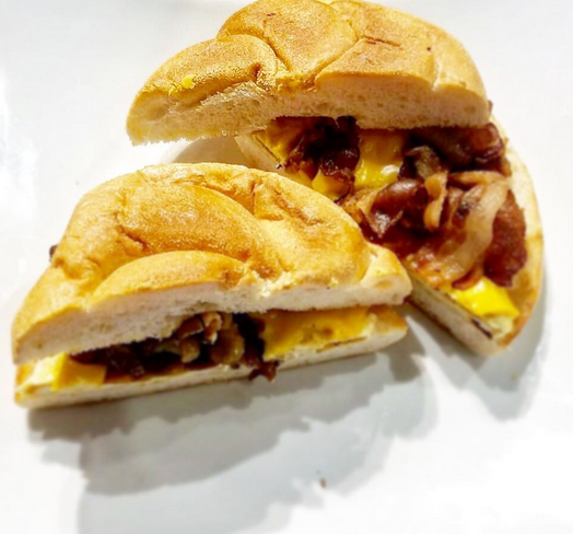 Caridad Kingsbridge | restaurant | 135 W Kingsbridge Rd, Bronx, NY 10468, USA | 7186017660 OR +1 718-601-7660