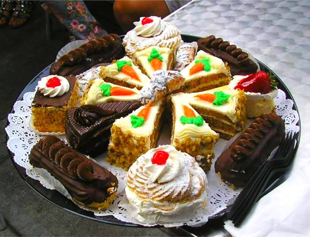 The Original Giulianos Delicatessen in Gardena | bakery | 1138 W Gardena Blvd, Gardena, CA 90247, USA | 3103236990 OR +1 310-323-6990