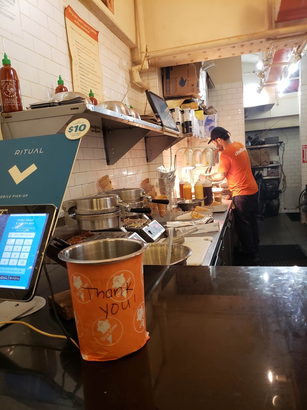 ChicknCone - Fork Free Chicken & Waffles! | restaurant | 1000 8th Ave, New York, NY 10019, USA | 9565661730 OR +1 956-566-1730