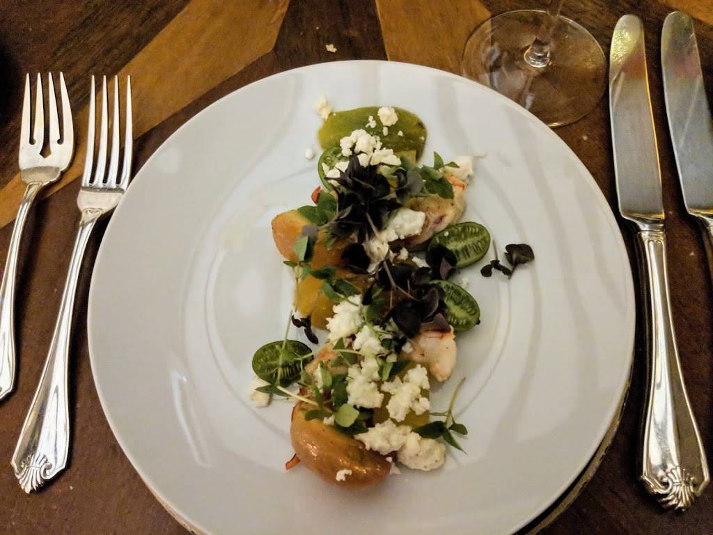 Redbook Restaurant | restaurant | 4486 Summit Point Rd, Charles Town, WV 25414, USA | 3047288858 OR +1 304-728-8858