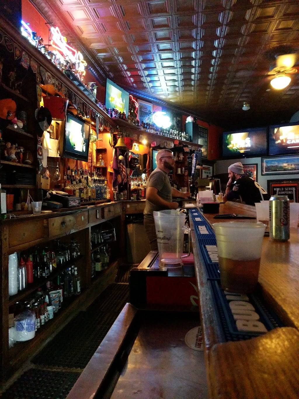 Sliders Bar and Grill | restaurant | 504 Washington Blvd, Baltimore, MD 21230, USA | 4105478891 OR +1 410-547-8891