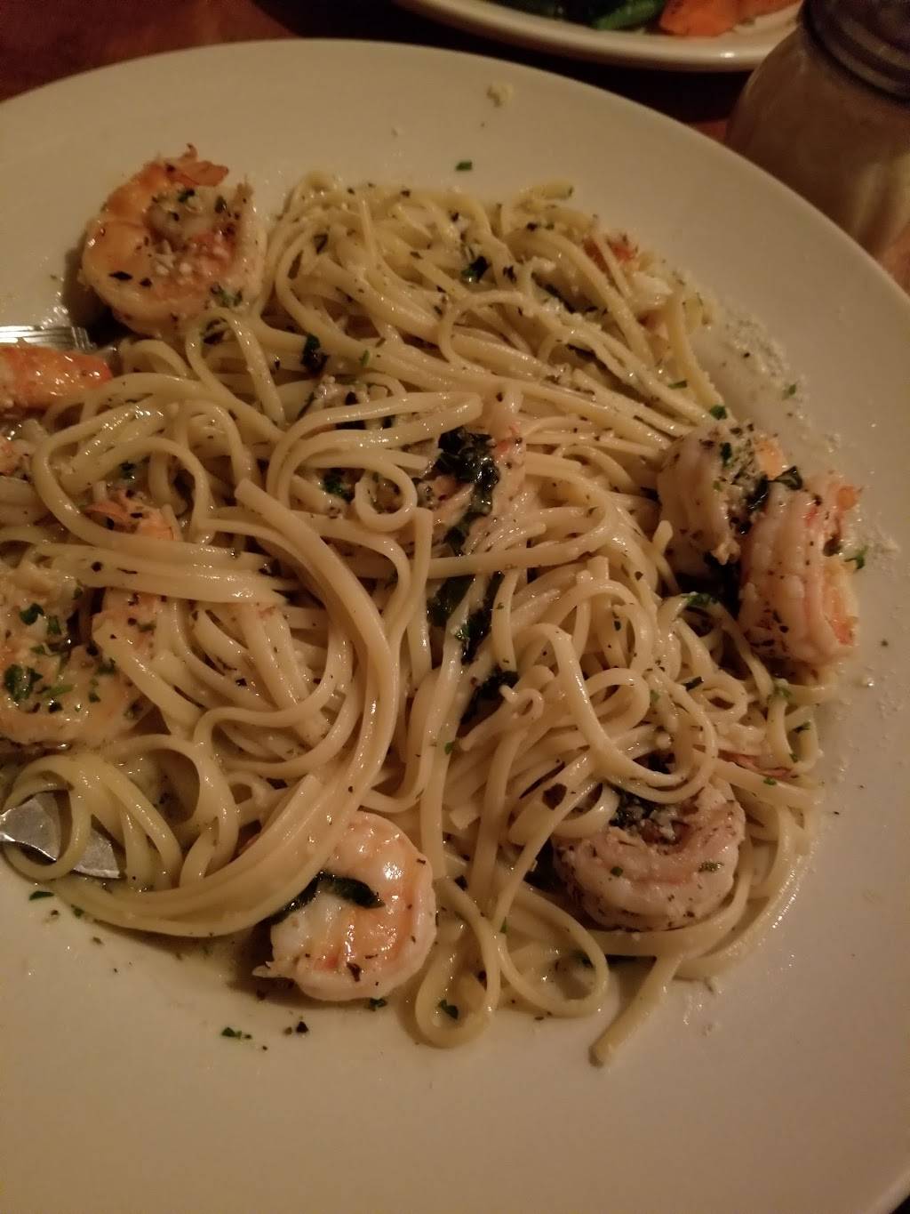 Fratellis Italian Restaurant | restaurant | 837 Meriden-Waterbury Turnpike, Southington, CT 06489, USA | 8606288168 OR +1 860-628-8168