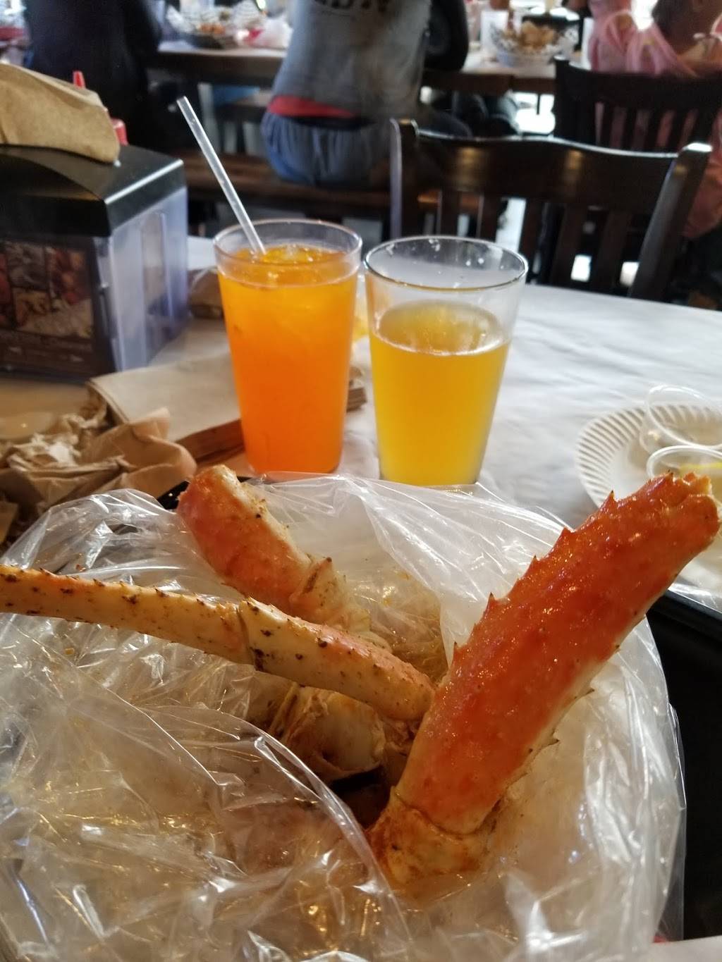 Rockin Crawfish, Concord | restaurant | 1847 Willow Pass Rd STE D, Concord, CA 94520, USA | 9258223892 OR +1 925-822-3892