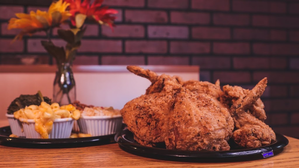 Charlie Maes Soul Food | restaurant | 2019 W Bethany Home Rd, Phoenix, AZ 85015, USA | 6022835672 OR +1 602-283-5672