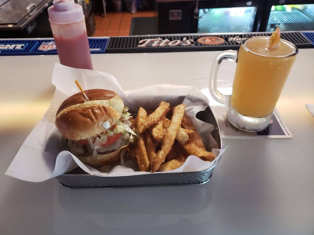 The Bucket | restaurant | 4030 Washington St W, Charleston, WV 25313, USA | 3047464417 OR +1 304-746-4417