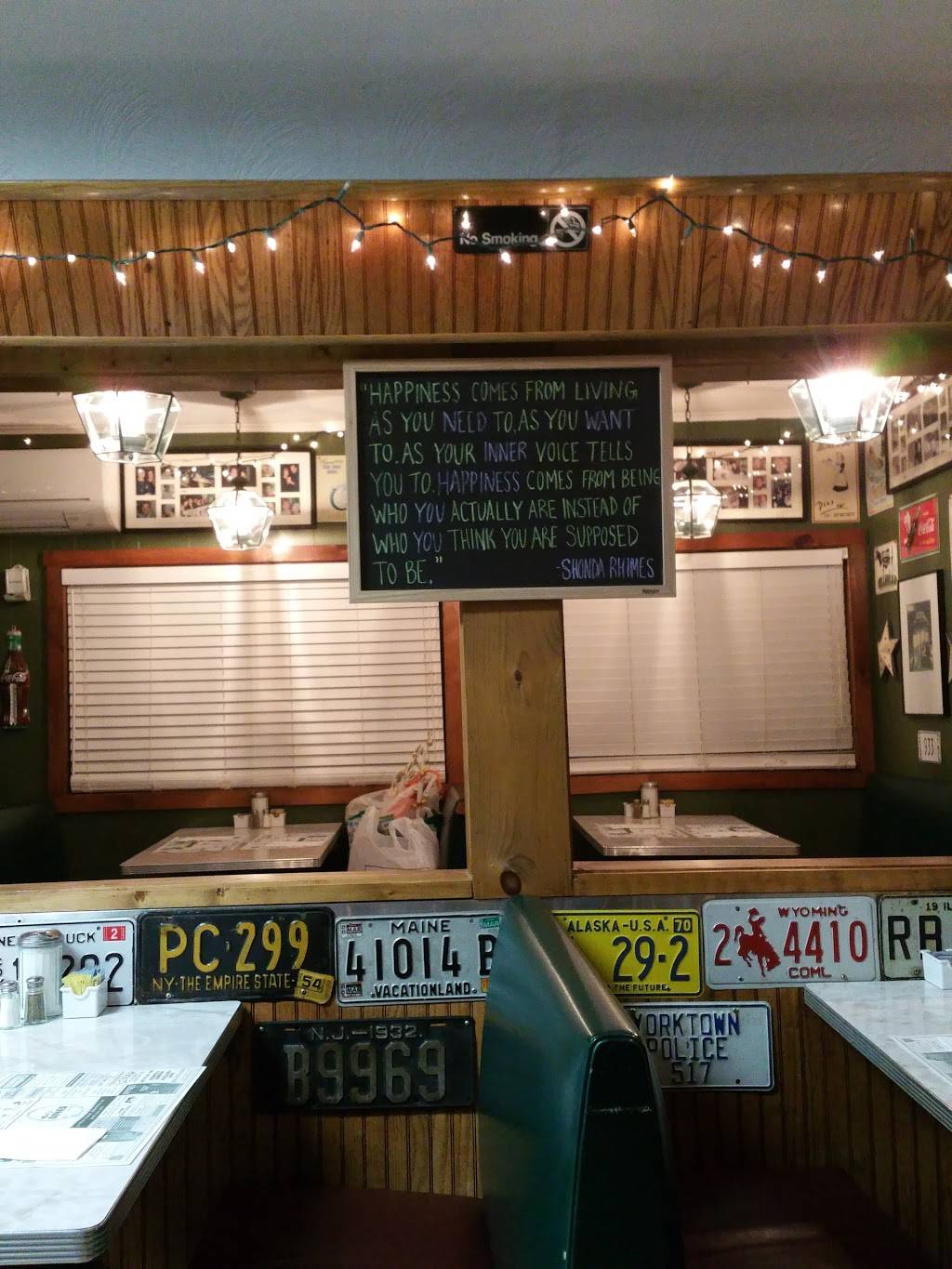 Bobs Diner Inc | restaurant | 27 Main St, Brewster, NY 10509, USA | 8452782478 OR +1 845-278-2478