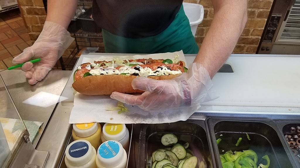 Subway | restaurant | 336 Monroe St, Clarkesville, GA 30523, USA | 7067548103 OR +1 706-754-8103