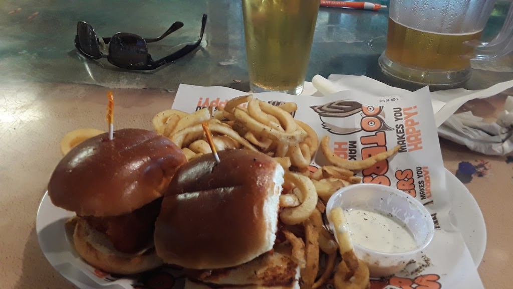 Hooters | restaurant | 300 E Beach Blvd, Gulf Shores, AL 36542, USA | 2519484668 OR +1 251-948-4668