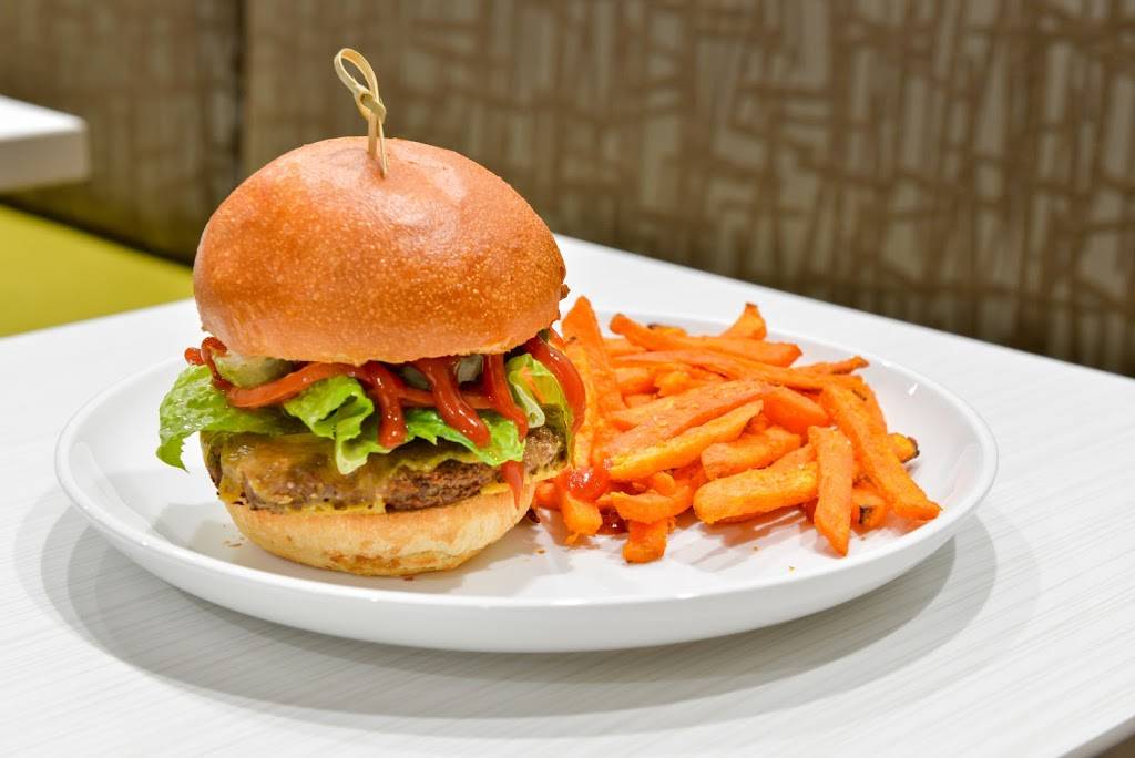 Cork & Kale Eugene | restaurant | 2133 Centennial Plaza, Eugene, OR 97401, USA | 5413423836 OR +1 541-342-3836