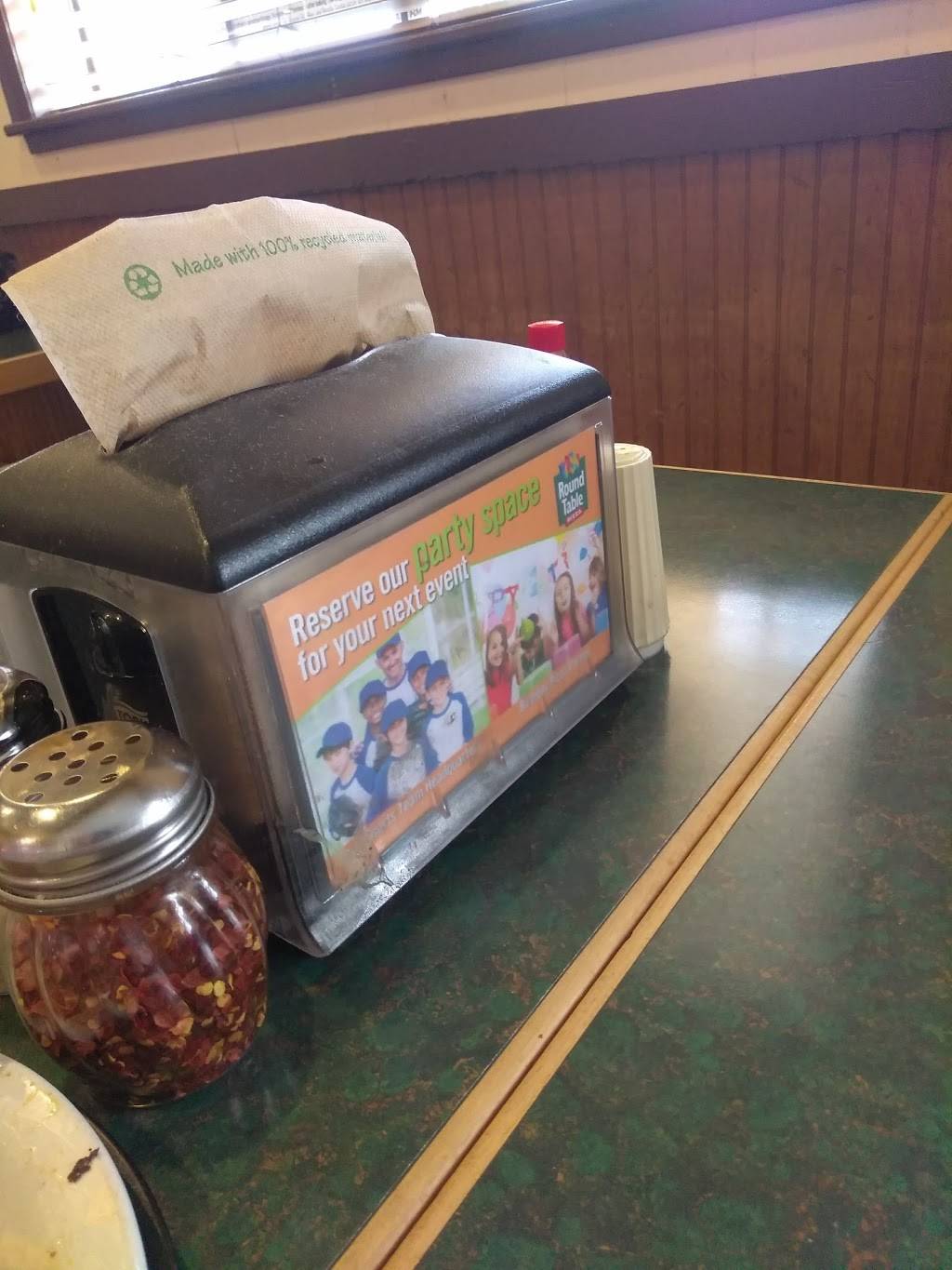 Round Table Pizza | meal delivery | 16740 Monterey Rd, Morgan Hill, CA 95037, USA | 4087796300 OR +1 408-779-6300